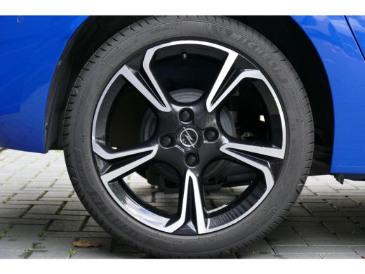 Opel Corsa 1.2 TURBO 100PK GS / CAMERA / LED / 17"LMV / NAVI / AIRCO / PDC / BLUETOOTH / CRUISECONTROL / 1E ... ActivLease financial lease