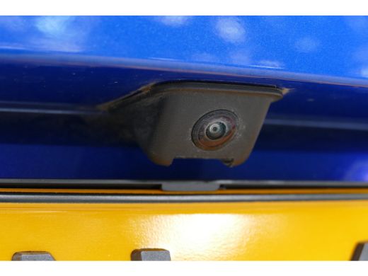 Opel Corsa 1.2 TURBO 100PK GS / CAMERA / LED / 17"LMV / NAVI / AIRCO / PDC / BLUETOOTH / CRUISECONTROL / 1E ... ActivLease financial lease