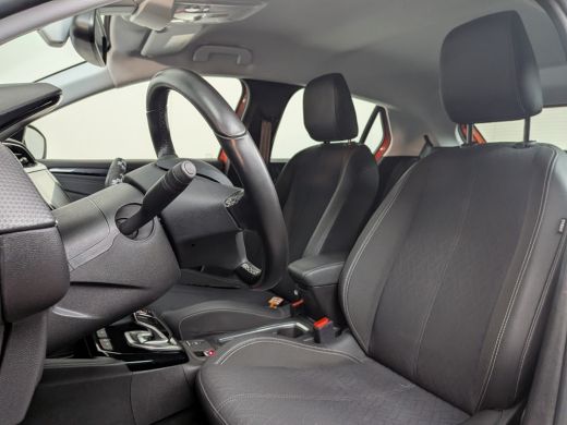 Opel Corsa-e Elegance 50 kWh 3-Fase | SOH 92% | Dealer Onderhouden! | LED | Clima | Cruise Adaptive | Camera |... ActivLease financial lease