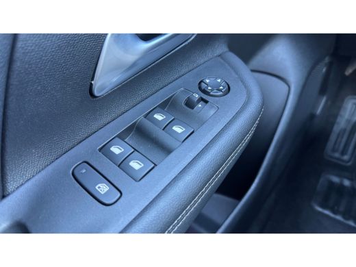 Opel Mokka-e 50KWH 136PK GS-LINE AUTOMAAT SOH 97% / NAVI / LEDER / CLIMA / LED / PDC / 17" LMV / CAMERA / WINT... ActivLease financial lease