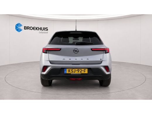 Opel Mokka-e 50KWH 136PK GS-LINE AUTOMAAT SOH 97% / NAVI / LEDER / CLIMA / LED / PDC / 17" LMV / CAMERA / WINT... ActivLease financial lease