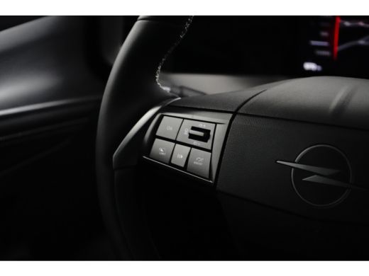 Opel Mokka-e GS 54 kWh Airco | Camera | Cruise Adaptief | DAB | Dode Hoek | Keyless | LED | LMV 18" | PDV V&A ... ActivLease financial lease