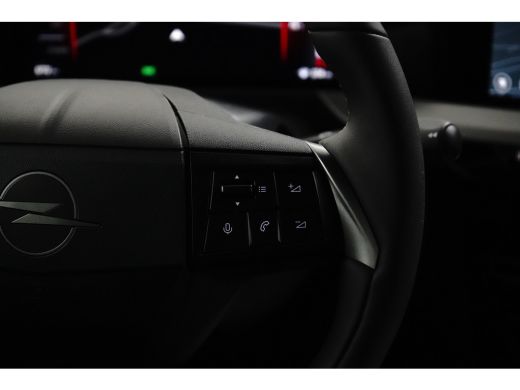 Opel Mokka-e GS 54 kWh Airco | Camera | Cruise Adaptief | DAB | Dode Hoek | Keyless | LED | LMV 18" | PDV V&A ... ActivLease financial lease