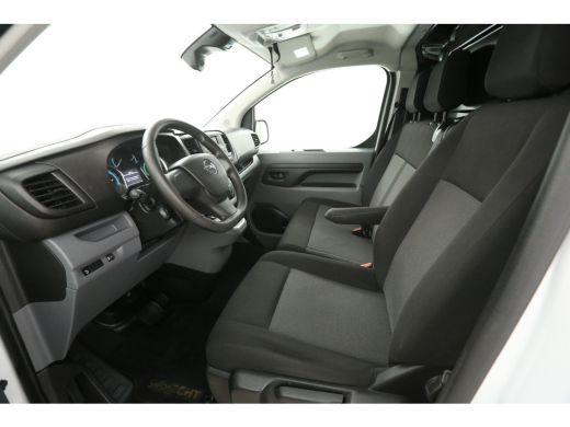 Opel Vivaro-e L3H1 75 kWh Long Range | Snelladen | SOH 91% | Airco | Cruise | 3 Zits | Parkeersens. ActivLease financial lease