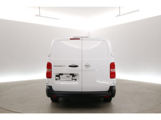 Opel Vivaro-e L3H1 75 kWh Long Range | Snelladen | SOH 91% | Airco | Cruise | 3 Zits | Parkeersens. ActivLease financial lease