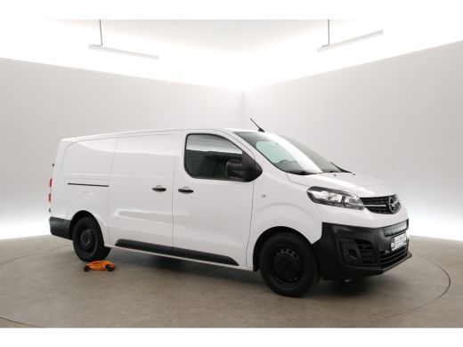 Opel Vivaro-e L3H1 75 kWh Long Range | Snelladen | SOH 91% | Airco | Cruise | 3 Zits | Parkeersens. ActivLease financial lease