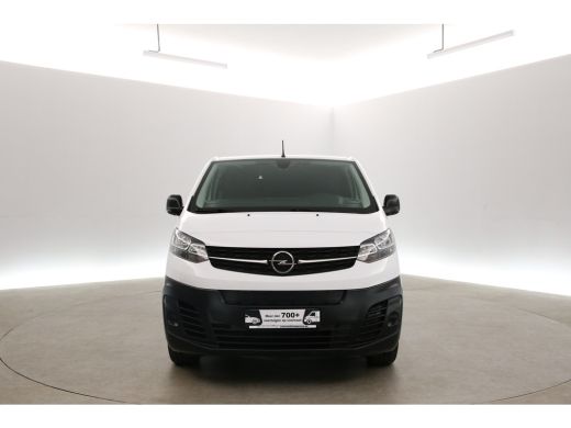 Opel Vivaro-e L3H1 75 kWh Long Range | Snelladen | SOH 91% | Airco | Cruise | 3 Zits | Parkeersens. ActivLease financial lease