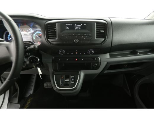 Opel Vivaro-e 75 kWh L3H1 Long Range | Snelladen | SOH 94% | Airco | Cruise | 3 Zits | Parkeersens. ActivLease financial lease