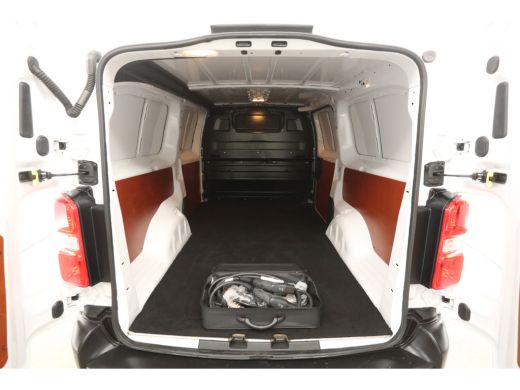 Opel Vivaro-e 75 kWh L3H1 Long Range | Snelladen | SOH 94% | Airco | Cruise | 3 Zits | Parkeersens. ActivLease financial lease