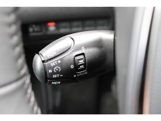 Peugeot 208 1.2 PureTech 100pk Active Pack | Navigatie | Apple carplay | Bluetooth | Lichtmetaal | Parkeersen... ActivLease financial lease