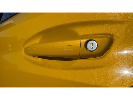Peugeot 208 1.2 PURETECH 100PK GT PACK / NAVI / LEDER / CLIMA / PDC / 17" LMV / CAMERA / KEYLESS / APPLE CARP... ActivLease financial lease