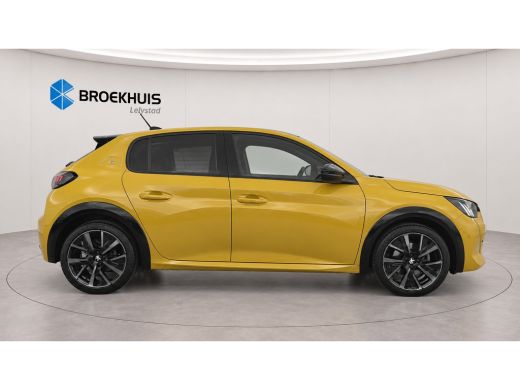 Peugeot 208 1.2 PURETECH 100PK GT PACK / NAVI / LEDER / CLIMA / PDC / 17" LMV / CAMERA / KEYLESS / APPLE CARP... ActivLease financial lease