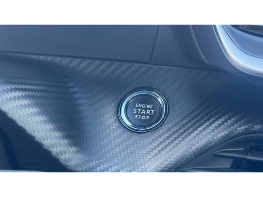 Peugeot 208 1.2 PURETECH 100PK GT PACK / NAVI / LEDER / CLIMA / PDC / 17" LMV / CAMERA / KEYLESS / APPLE CARP... ActivLease financial lease