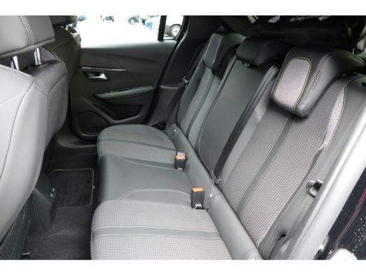 Peugeot 208 1.2 PureTech GT / CAMERA / STOELVERWARMING / FULL-LED / 17"LMV / NAVI / CLIMA / PDC / BLUETOOTH /... ActivLease financial lease