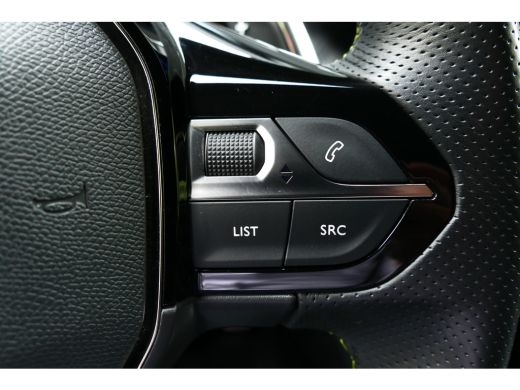 Peugeot 208 1.2 PureTech GT / CAMERA / STOELVERWARMING / FULL-LED / 17"LMV / NAVI / CLIMA / PDC / BLUETOOTH /... ActivLease financial lease