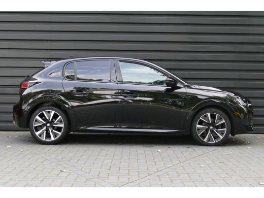 Peugeot 208 1.2 PureTech GT / CAMERA / STOELVERWARMING / FULL-LED / 17"LMV / NAVI / CLIMA / PDC / BLUETOOTH /... ActivLease financial lease