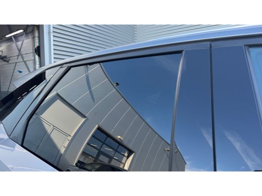 Peugeot 3008 1.2 HYBRID 145PK ALLURE AUTOMAAT / NAVI / LEDER / CLIMA / FULL-LED / 19" LMV / KEYLESS / CAMERA /... ActivLease financial lease
