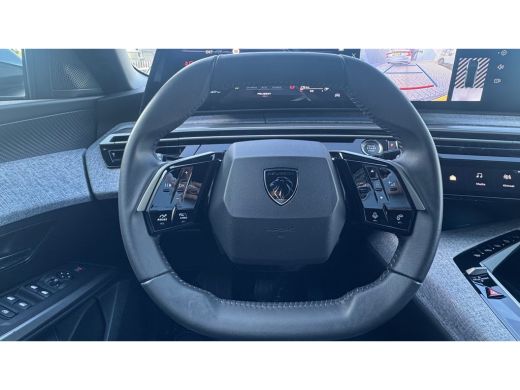 Peugeot 3008 1.2 HYBRID 145PK ALLURE AUTOMAAT / NAVI / LEDER / CLIMA / FULL-LED / 19" LMV / KEYLESS / CAMERA /... ActivLease financial lease
