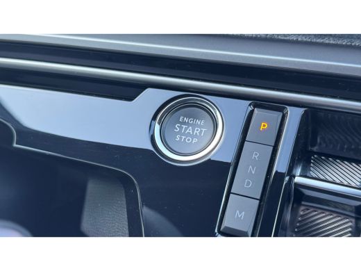 Peugeot 3008 1.2 HYBRID 145PK ALLURE AUTOMAAT / NAVI / LEDER / CLIMA / FULL-LED / 19" LMV / KEYLESS / CAMERA /... ActivLease financial lease