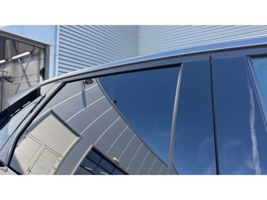 Peugeot 3008 1.2 HYBRID 145PK GT AUTOMAAT / NAVI / LEDER / CLIMA / LED / PDC / 19" LMV / ALCANTARA / CAMERA / ... ActivLease financial lease