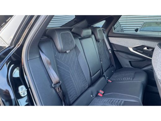 Peugeot 3008 1.2 HYBRID 145PK GT AUTOMAAT / NAVI / LEDER / CLIMA / LED / PDC / 19" LMV / ALCANTARA / CAMERA / ... ActivLease financial lease