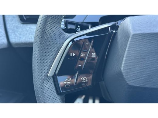Peugeot 3008 1.2 HYBRID 145PK GT AUTOMAAT / NAVI / LEDER / CLIMA / LED / PDC / 19" LMV / ALCANTARA / CAMERA / ... ActivLease financial lease