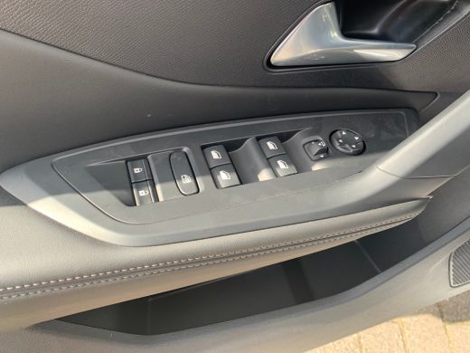 Peugeot 308 1.6 Plug-in Hybrid 180 Allure Avantage Airco | 360 Camera | Cruise Control Adaptief | 7,4kW Lader... ActivLease financial lease