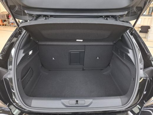 Peugeot 308 GT Hybrid 145 | Driver Sport Pack | Elektrische parkeerrem | Extra getinte achterste zijruiten en... ActivLease financial lease