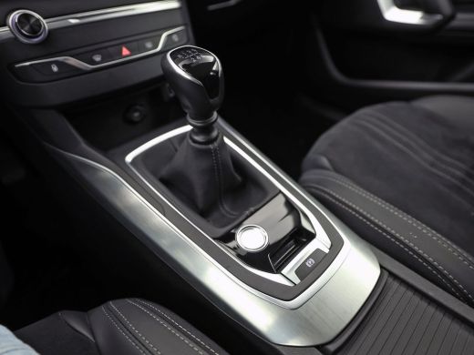 Peugeot 308 SW 1.2 PureTech Allure Sport (VIRTUAL COCKPIT, APPLE CARPLAY, GROOT NAVI, 360 CAMERA, SPORTSTOELE... ActivLease financial lease