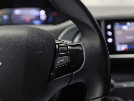 Peugeot 308 SW 1.2 PureTech Allure Sport (VIRTUAL COCKPIT, APPLE CARPLAY, GROOT NAVI, 360 CAMERA, SPORTSTOELE... ActivLease financial lease