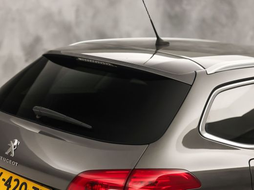 Peugeot 308 SW 1.2 PureTech Allure Sport (VIRTUAL COCKPIT, APPLE CARPLAY, GROOT NAVI, 360 CAMERA, SPORTSTOELE... ActivLease financial lease