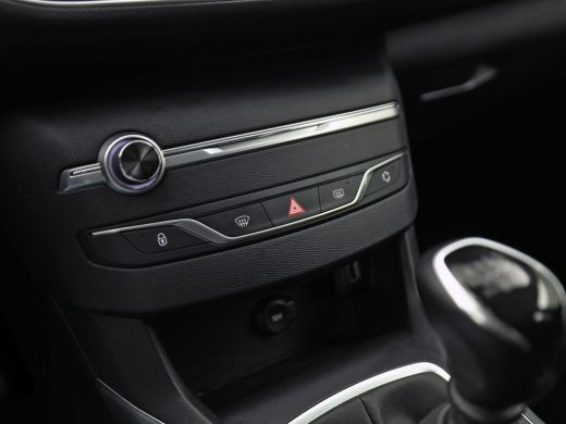 Peugeot 308 SW 1.2 PureTech Allure Sport (VIRTUAL COCKPIT, APPLE CARPLAY, GROOT NAVI, 360 CAMERA, SPORTSTOELE... ActivLease financial lease
