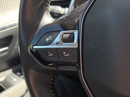 Peugeot 5008 1.2 PureTech Active Pack Business Parkeersensoren | Distributie vervangen | Full map navigatie | ... ActivLease financial lease