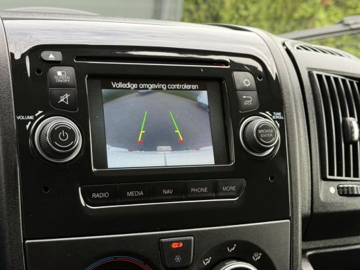 Peugeot Boxer 2.0 HDI 131 PK EURO 6 / L1H2 / SORTIMO INRICHTING / WERKPLAATS / CAMERA / CRUISE / AIRCO / NAVI ActivLease financial lease