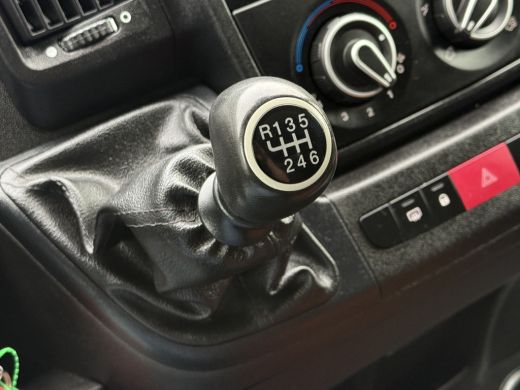 Peugeot Boxer 2.0 HDI 131 PK EURO 6 / L1H2 / SORTIMO INRICHTING / WERKPLAATS / CAMERA / CRUISE / AIRCO / NAVI ActivLease financial lease