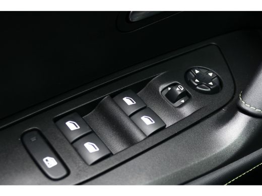 Peugeot e-2008 136PK 50KWH GT / CAMERA V+A / KEYLESS / FULL-LED / 17"LMV /  NAVI / CLIMA / PDC / BLUETOOTH / CRU... ActivLease financial lease