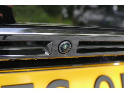 Peugeot e-2008 136PK 50KWH GT / CAMERA V+A / KEYLESS / FULL-LED / 17"LMV /  NAVI / CLIMA / PDC / BLUETOOTH / CRU... ActivLease financial lease
