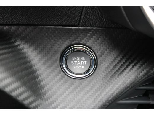 Peugeot e-2008 EV GT Avantage 54 kWh | SOH 98% | 12.500km | NL auto | Fase 3 laden | Navigatie | Camera voor + a... ActivLease financial lease