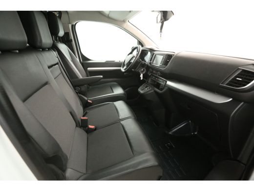 Peugeot e-Expert 50 kWh L3H1 | Snelladen | SOH 92% | Airco | Cruise | Camera | 3 Zits | Carplay | Trekhaak | Parke... ActivLease financial lease
