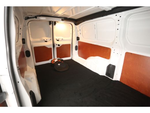 Peugeot e-Expert 50 kWh L3H1 | Snelladen | SOH 92% | Airco | Cruise | Camera | 3 Zits | Carplay | Trekhaak | Parke... ActivLease financial lease