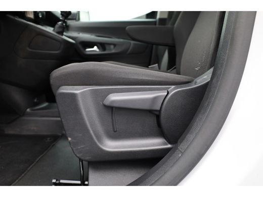 Peugeot Partner 1.5 BlueHDi 100 S&S L1 | Camera | All seasons | Airco | Trekhaak | Navi | Dodehoek detectie | ActivLease financial lease