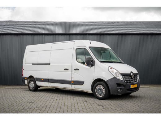 Renault Master 2.3 dCi 130 PK | L3H2 | 3-Zits | Camera | Cruise | Airco ActivLease financial lease