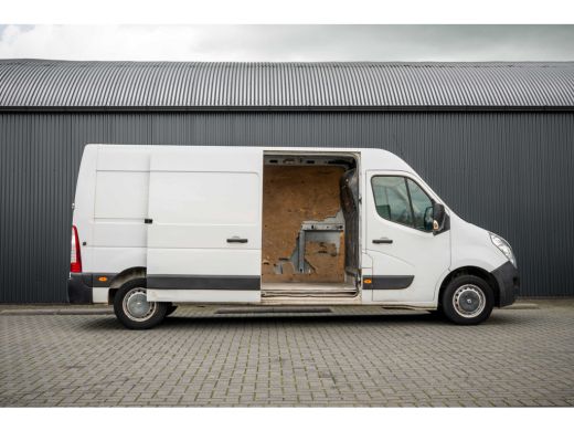 Renault Master 2.3 dCi 130 PK | L3H2 | 3-Zits | Camera | Cruise | Airco ActivLease financial lease