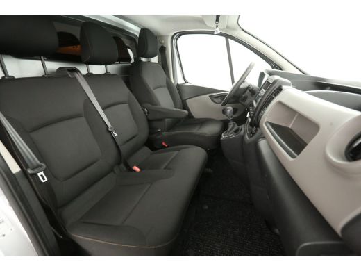 Renault Trafic 1.6 dCi T27 L1H1 | Airco | Cruise | 3 Zits | Trekhaak | Parkeersens. | Imperiaal ActivLease financial lease