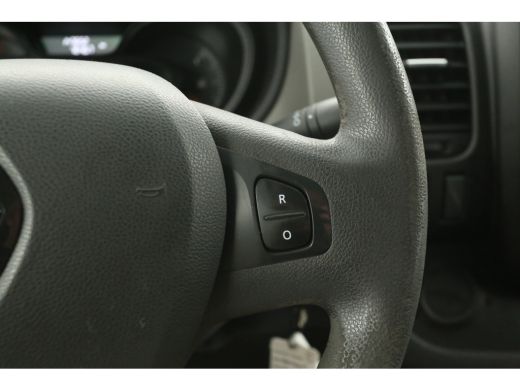 Renault Trafic 1.6 dCi T27 L1H1 | Airco | Cruise | 3 Zits | Trekhaak | Parkeersens. | Imperiaal ActivLease financial lease