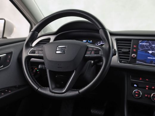 Seat Leon 1.0 EcoTSI Intense Sport Automaat (APPLE CARPLAY, NAVIGATIE, CLIMATE, KEYLESS, SPORTSTOELEN, PARK... ActivLease financial lease