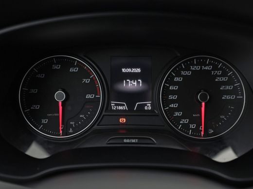 Seat Leon 1.0 EcoTSI Intense Sport Automaat (APPLE CARPLAY, NAVIGATIE, CLIMATE, KEYLESS, SPORTSTOELEN, PARK... ActivLease financial lease