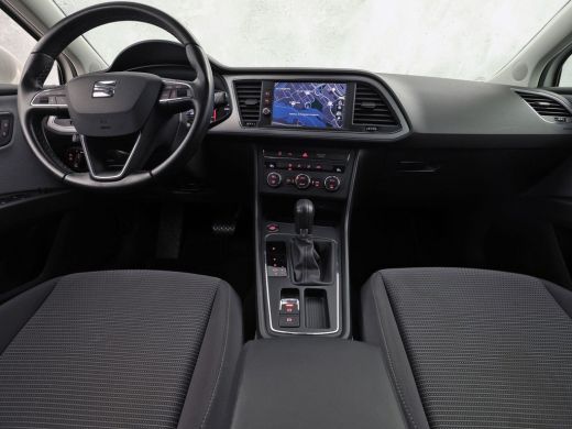 Seat Leon 1.0 EcoTSI Intense Sport Automaat (APPLE CARPLAY, NAVIGATIE, CLIMATE, KEYLESS, SPORTSTOELEN, PARK... ActivLease financial lease