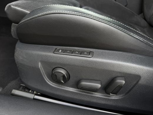Skoda Superb Combi 1.4 TSI iV Sportline Business | Elek. Trekhaak | Memory | Sfeerverlichting | Carplay | Navi | ActivLease financial lease