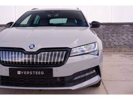 Skoda Superb Combi 1.4 TSI iV Sportline Business | Elek. Trekhaak | Memory | Sfeerverlichting | Carplay | Navi | ActivLease financial lease